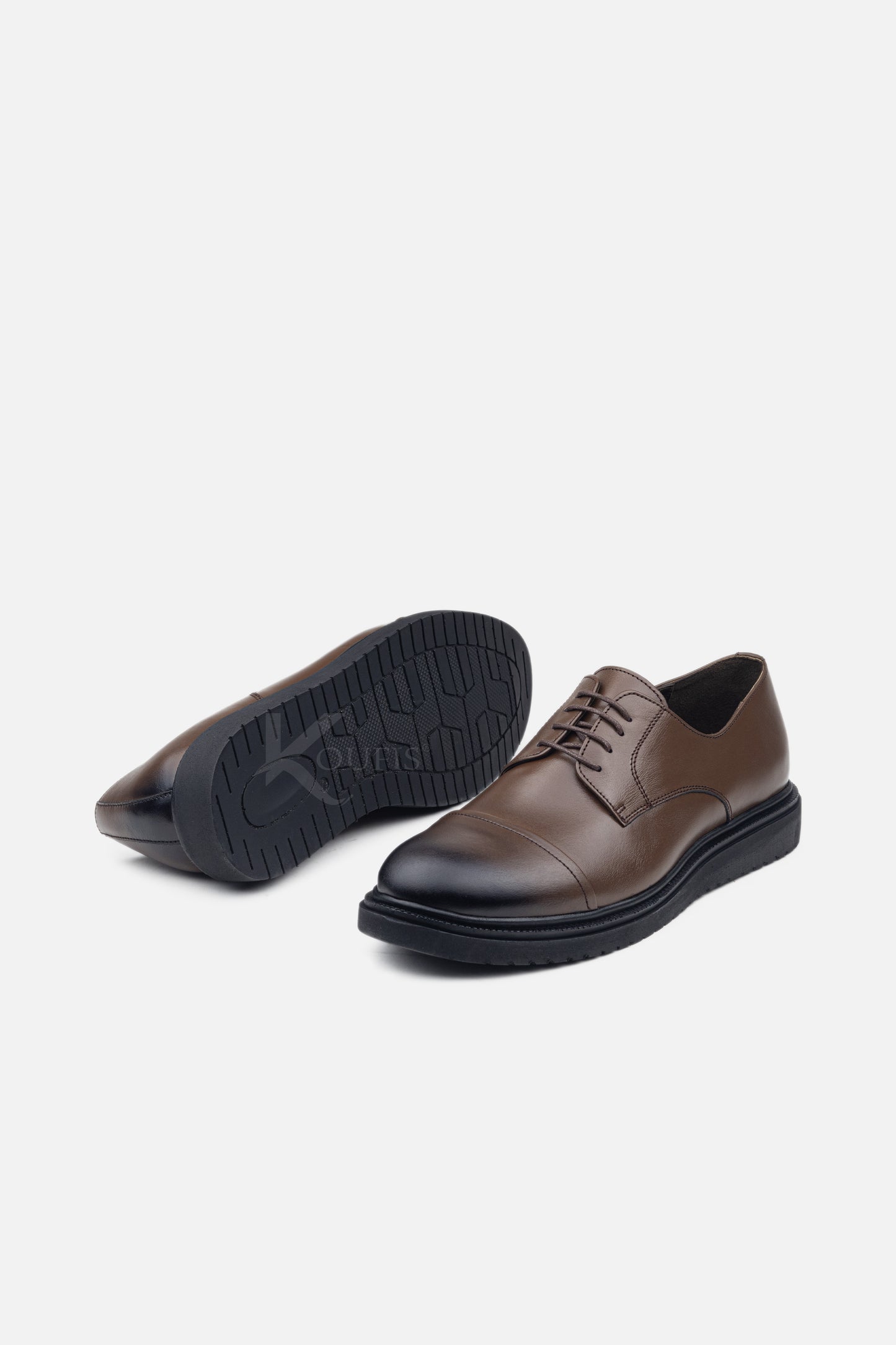 K113 Chaussure en Cuir