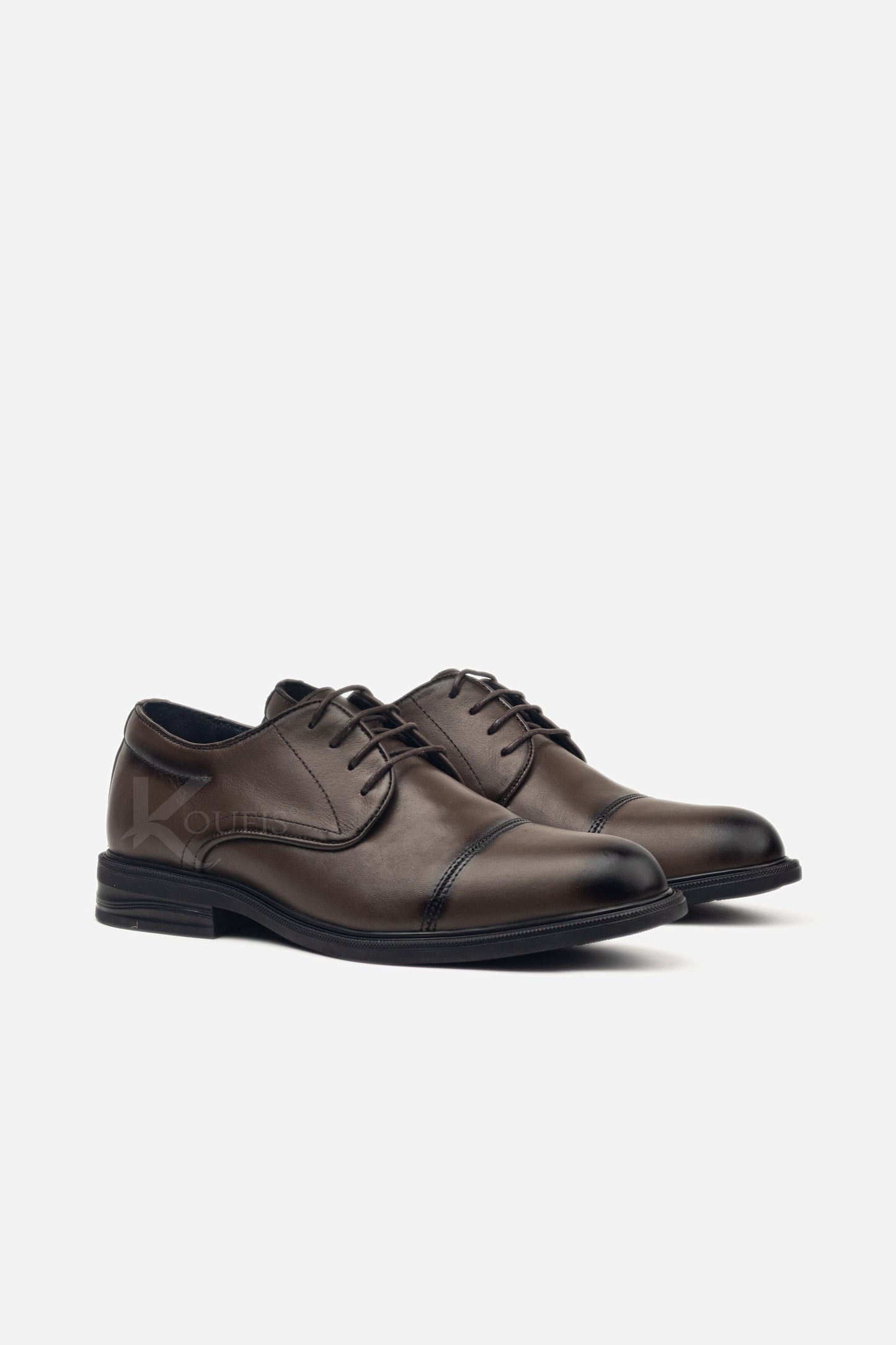 K427 Chaussure en Cuir