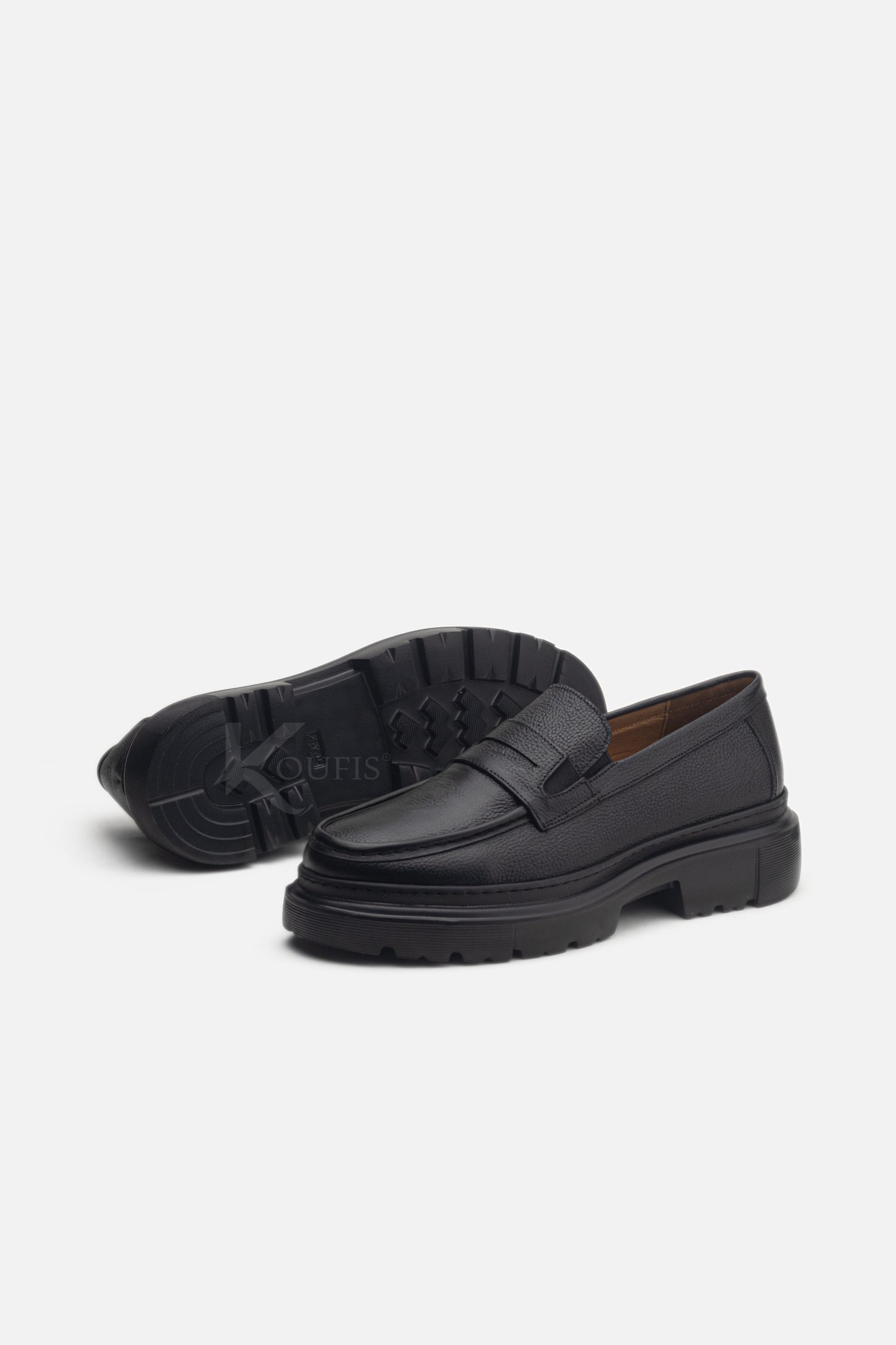 K127 NV Chaussure en Cuir