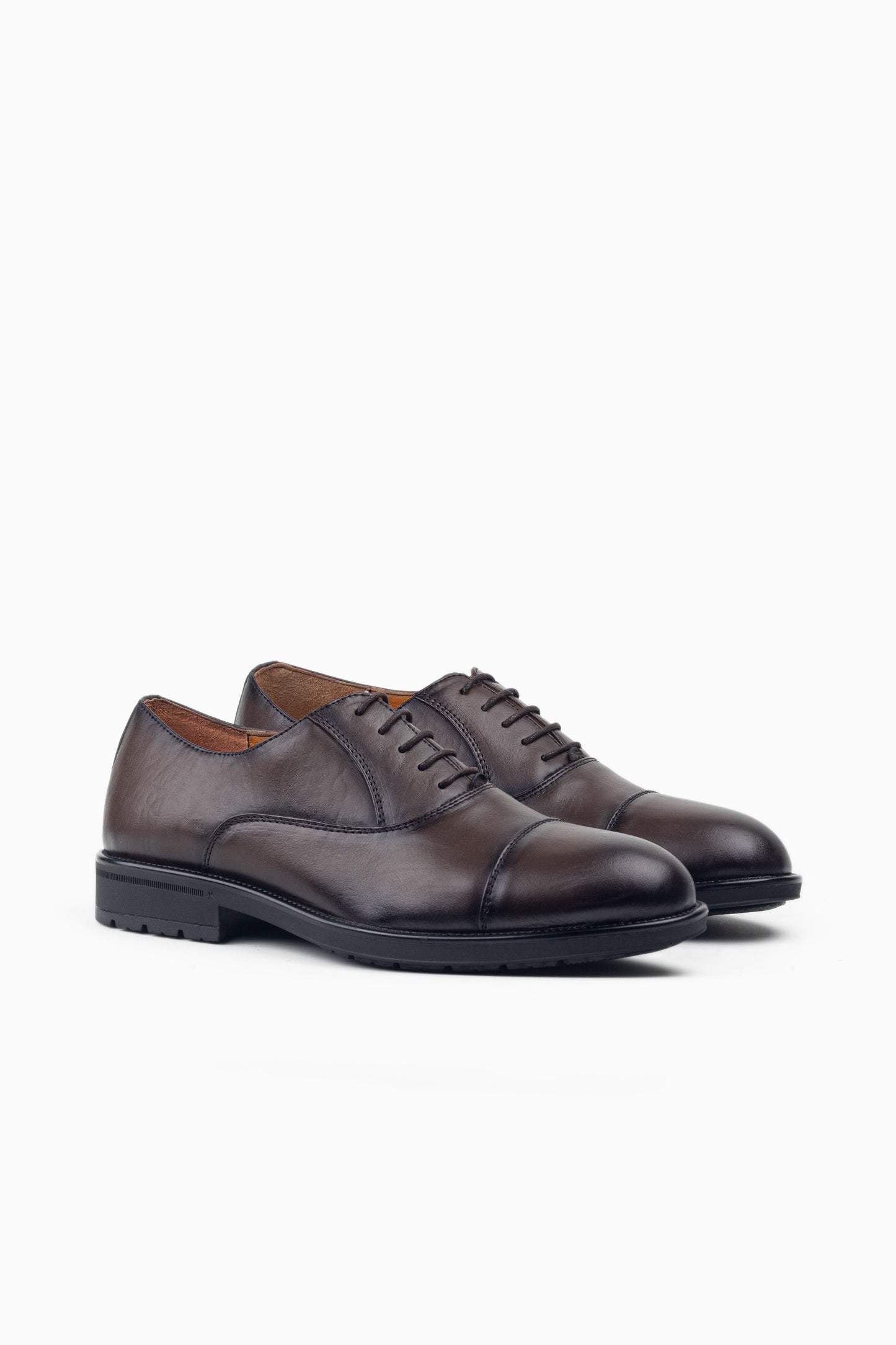 K409 Chaussure en Cuir