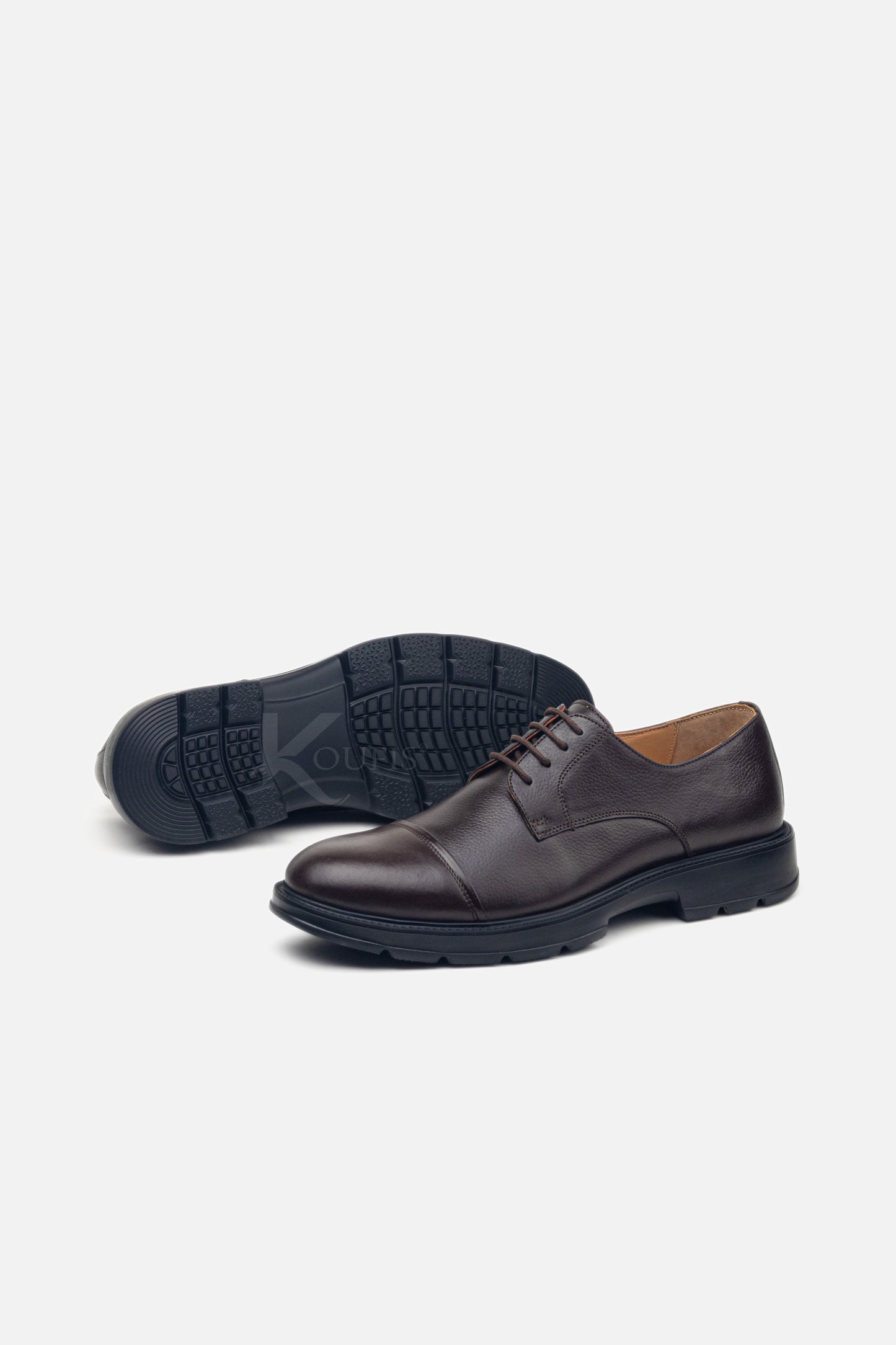 K829 Chaussure en Cuir