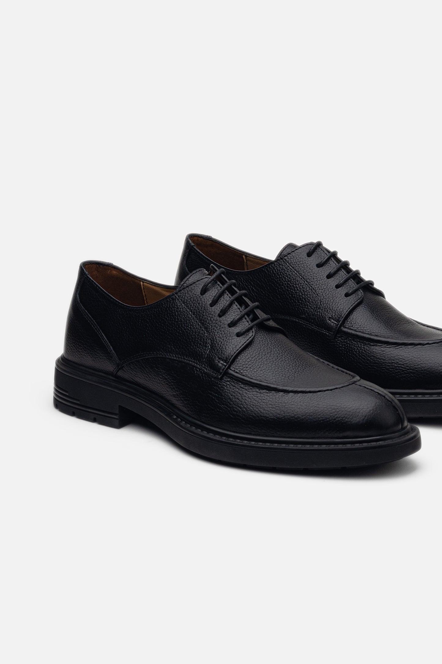K410 NV Chaussure en Cuir