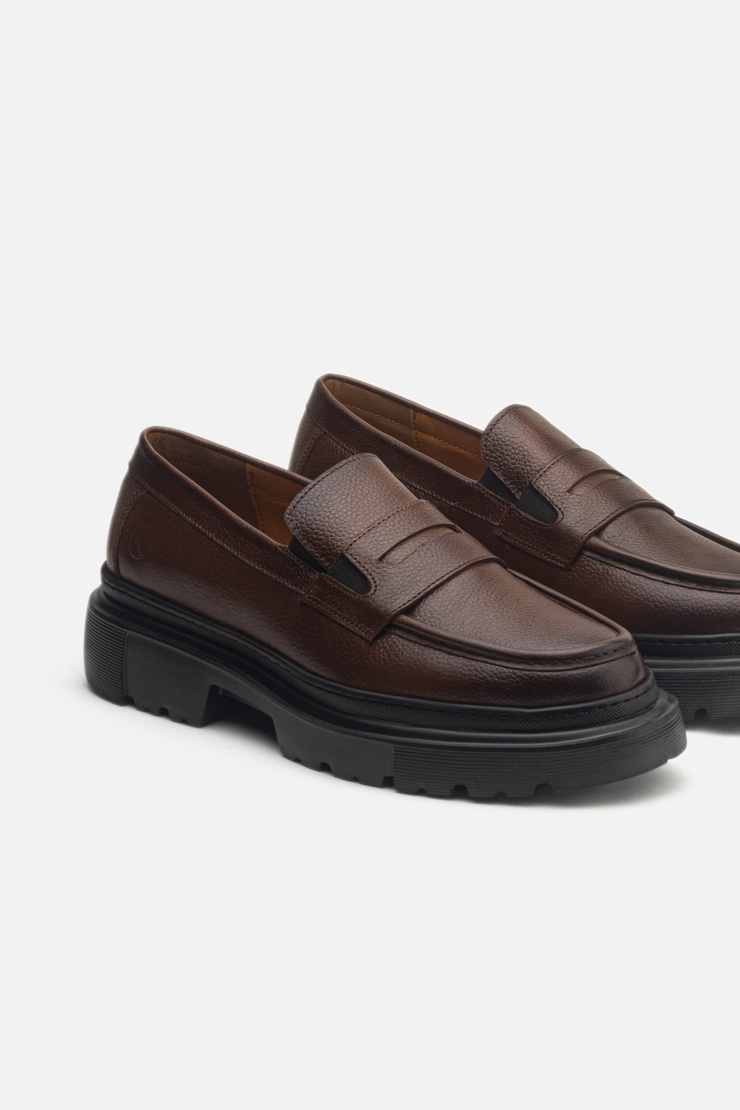 K127 NV Chaussure en Cuir