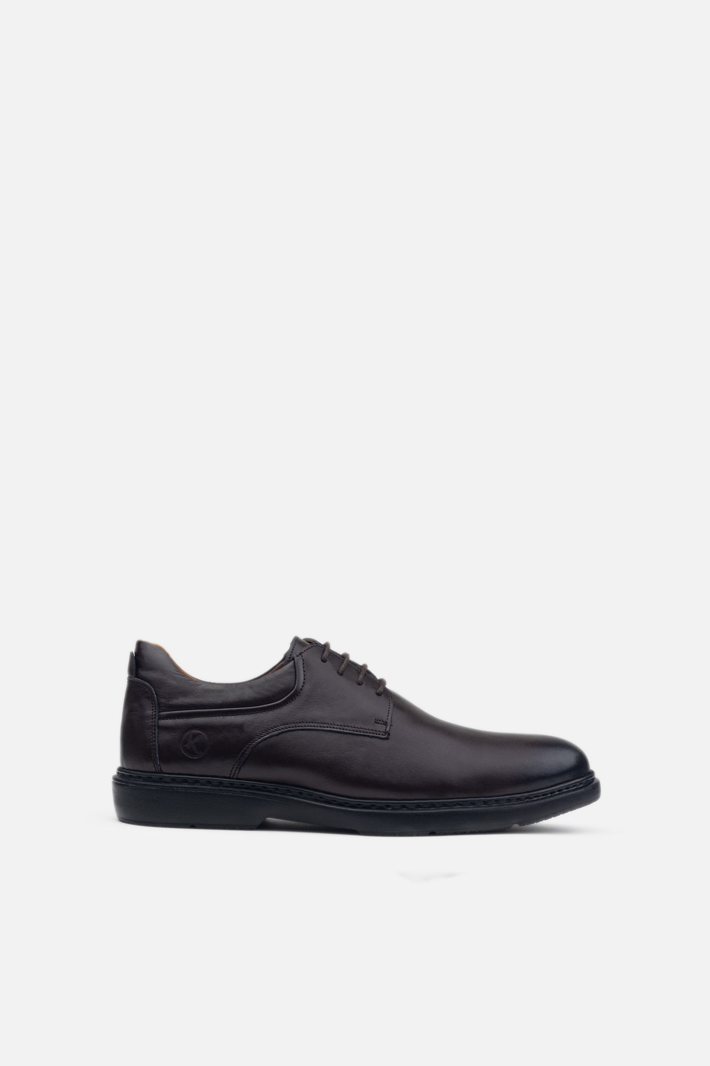 K115 Chaussure en Cuir