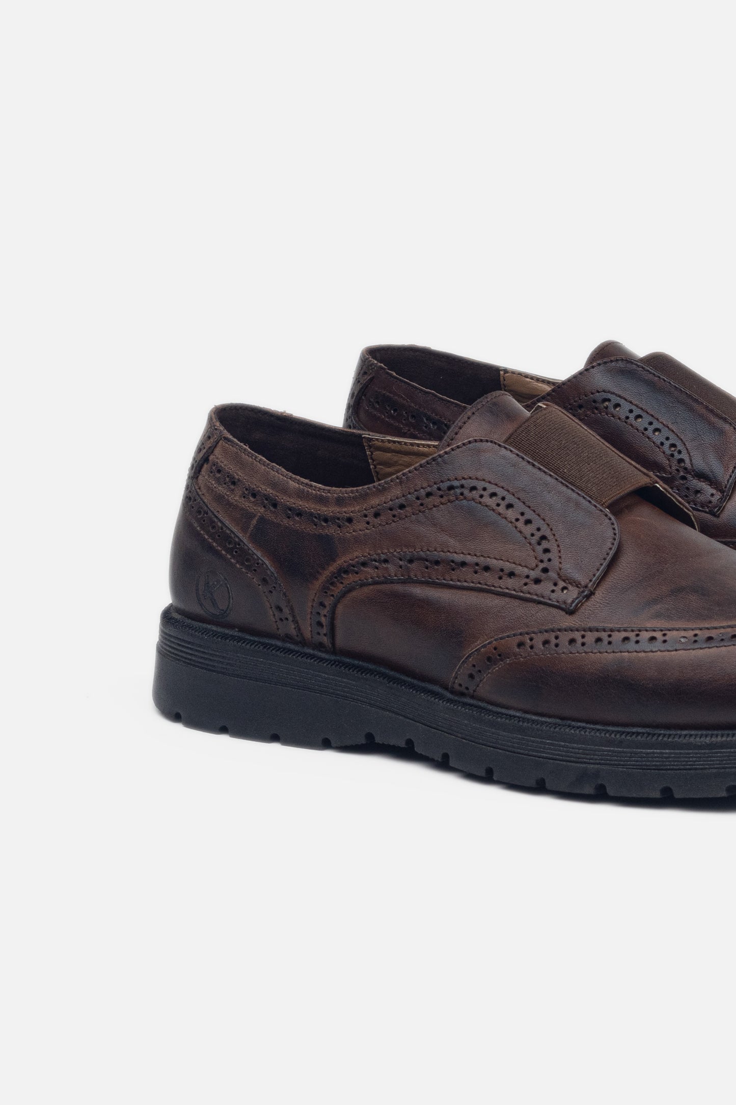 K105 Chaussure en Cuir