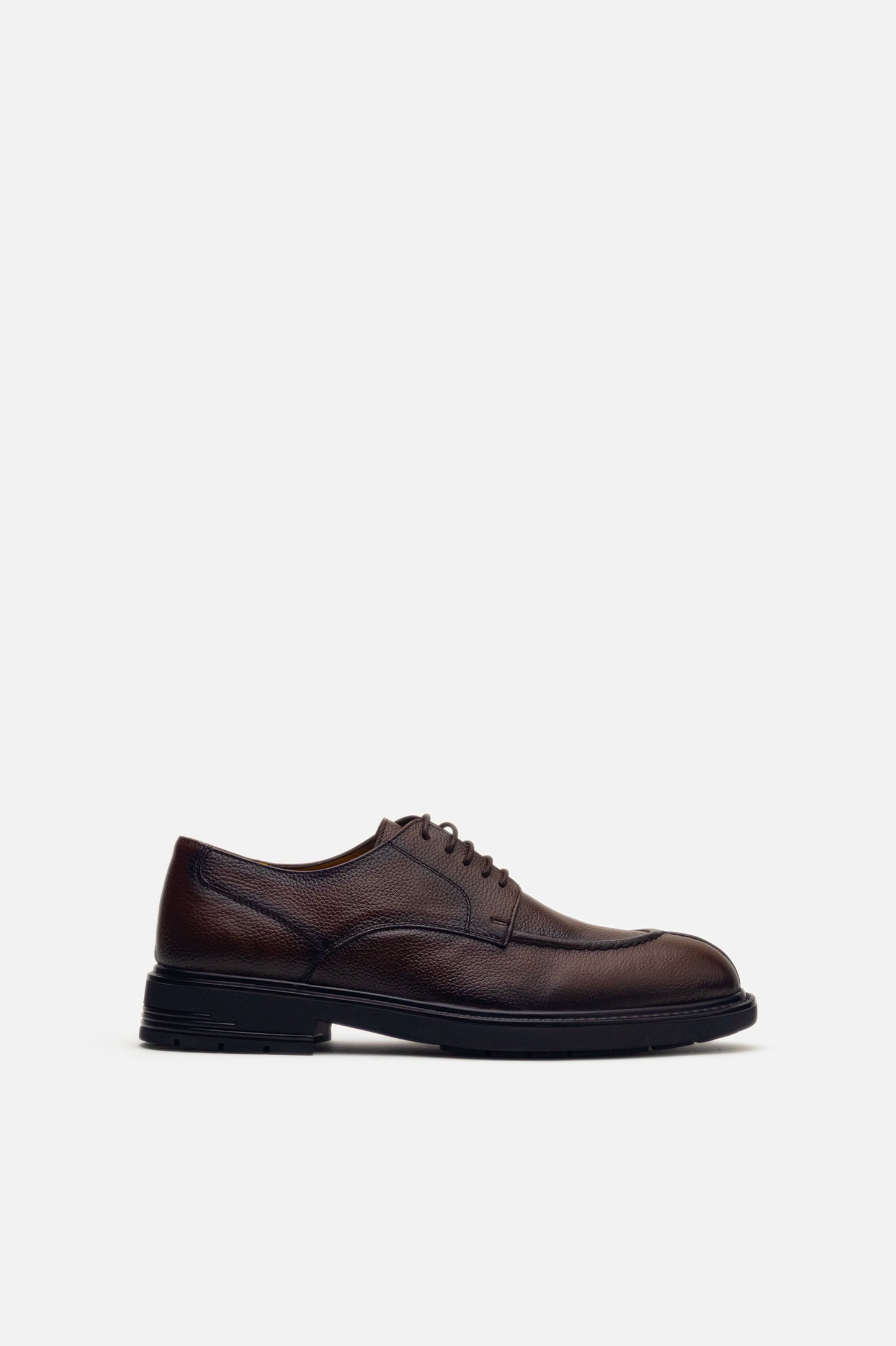 K410 NV Chaussure en Cuir