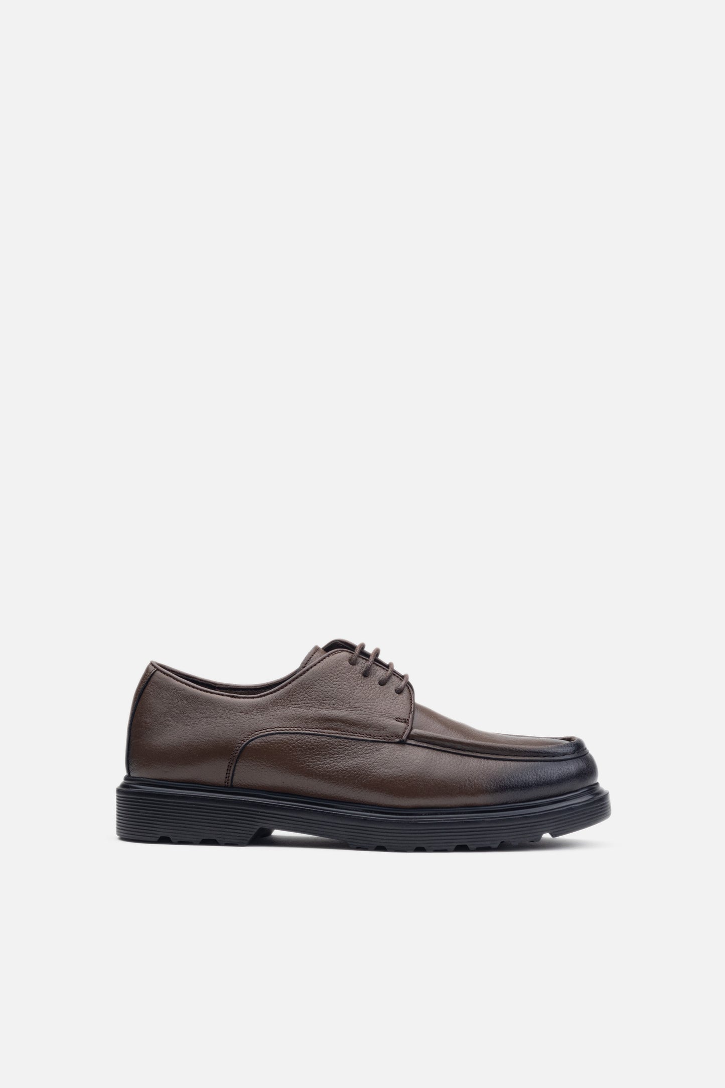 K202 Chaussure en Cuir