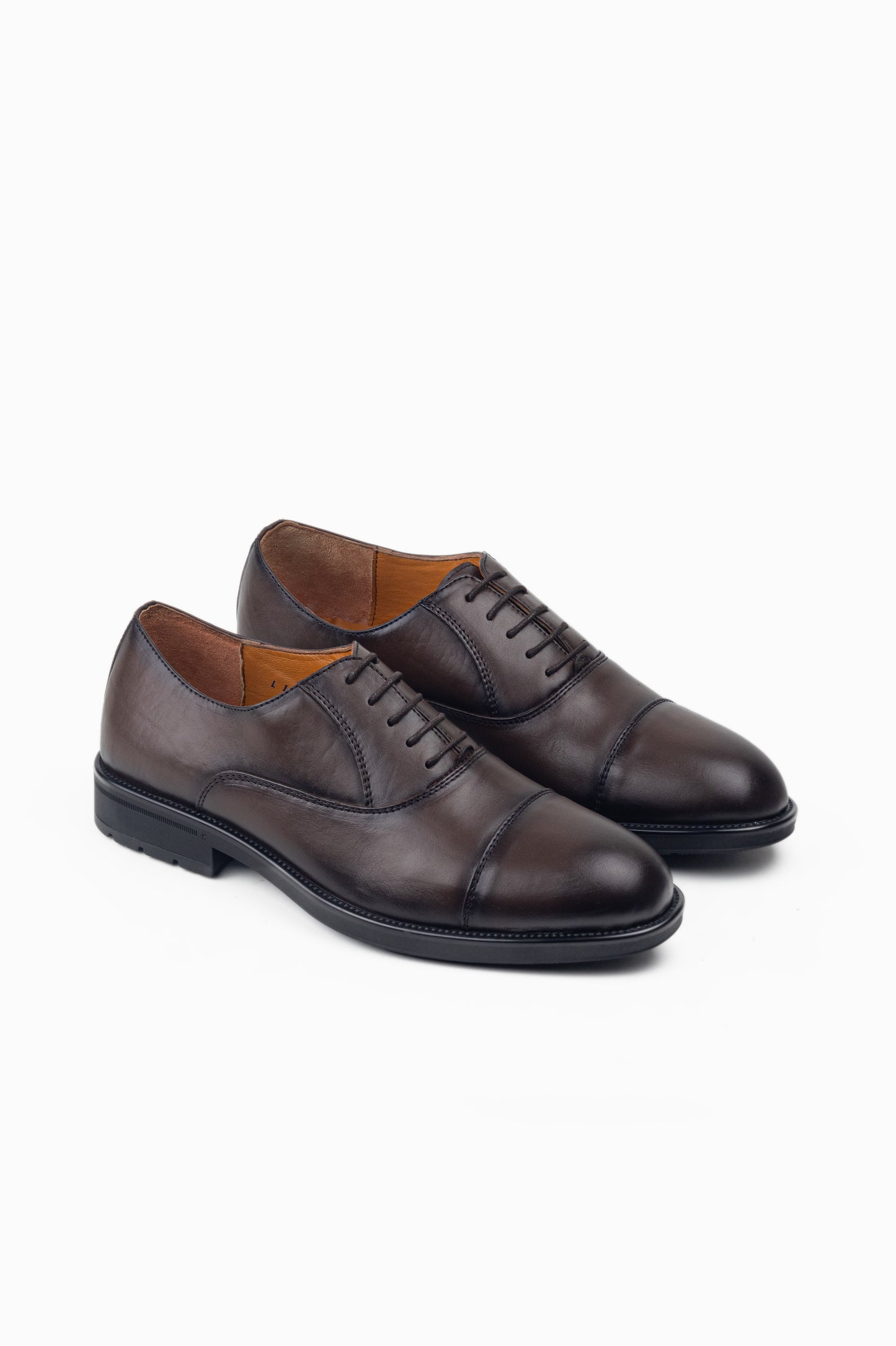K409 Chaussure en Cuir