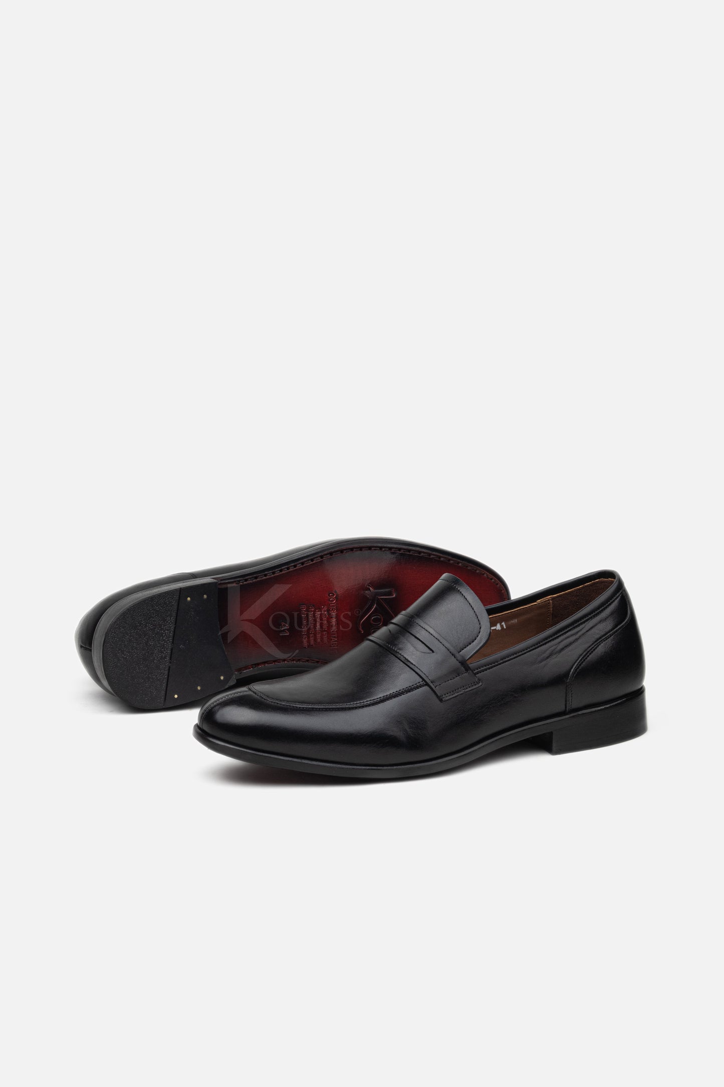 K438 Chaussure en Cuir
