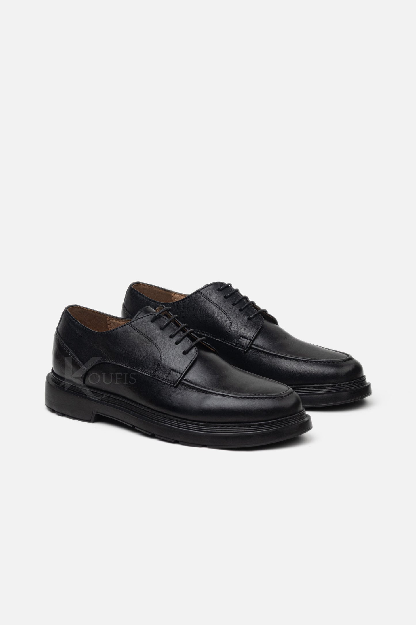 K432 Chaussure en Cuir