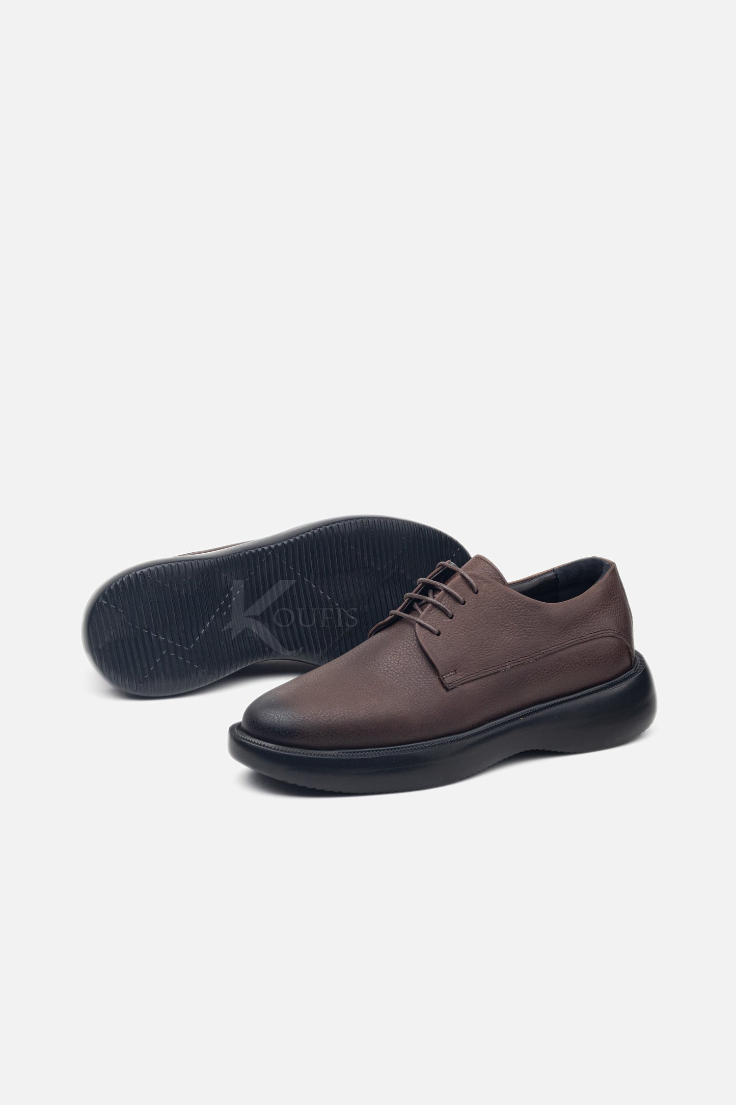 K327 Chaussure en Cuir