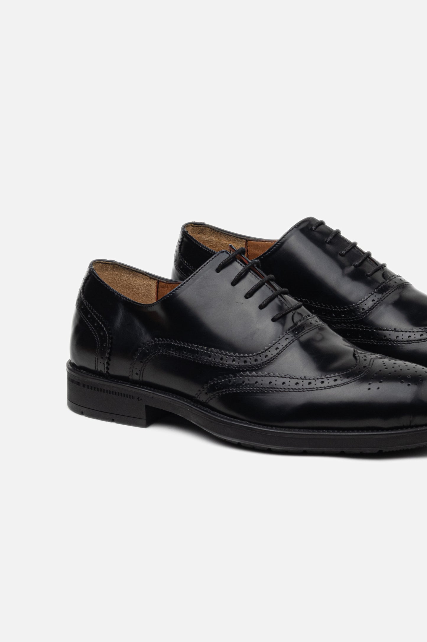 K437 Chaussure en Cuir