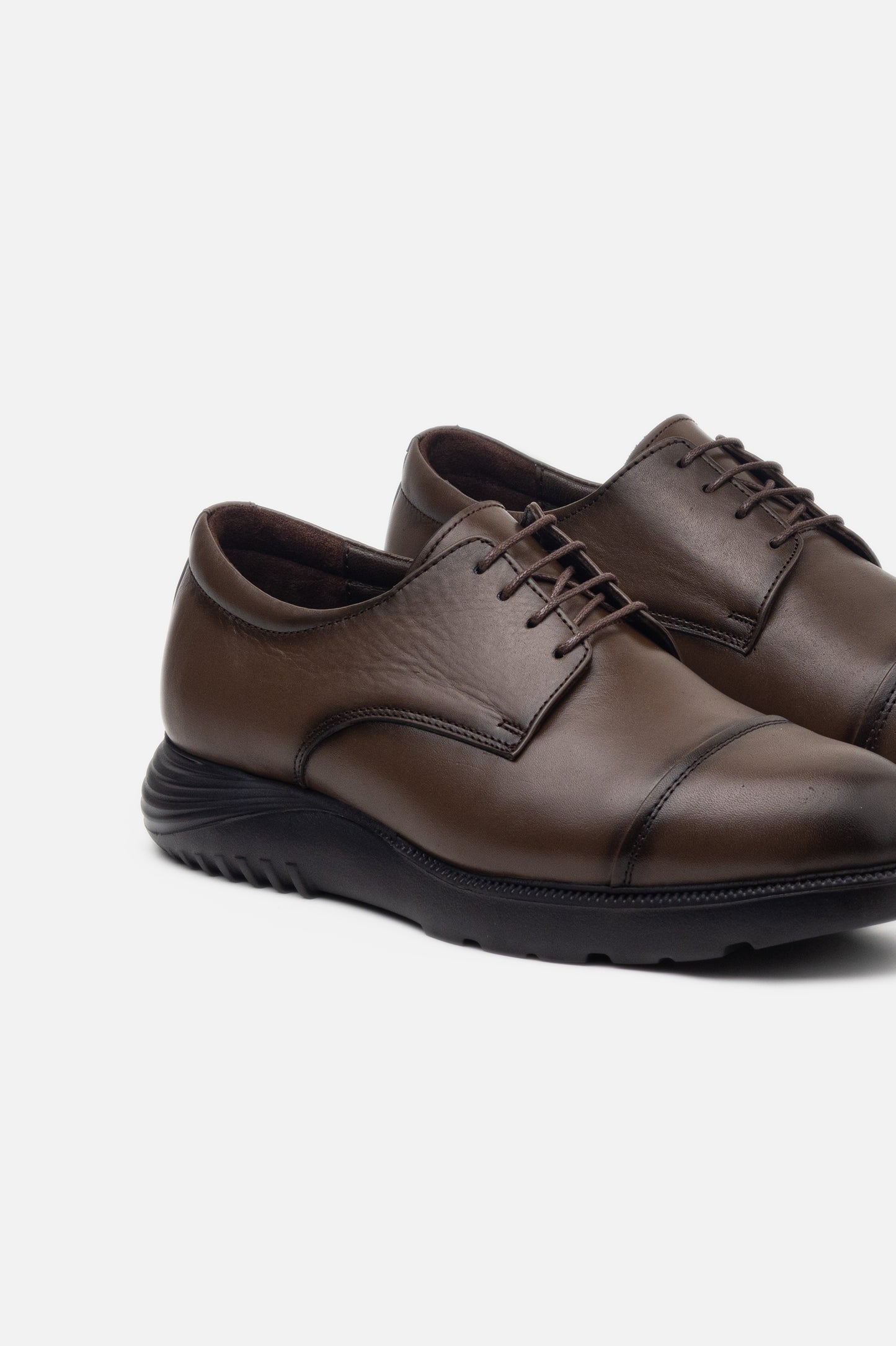 K335 Chaussure en Cuir