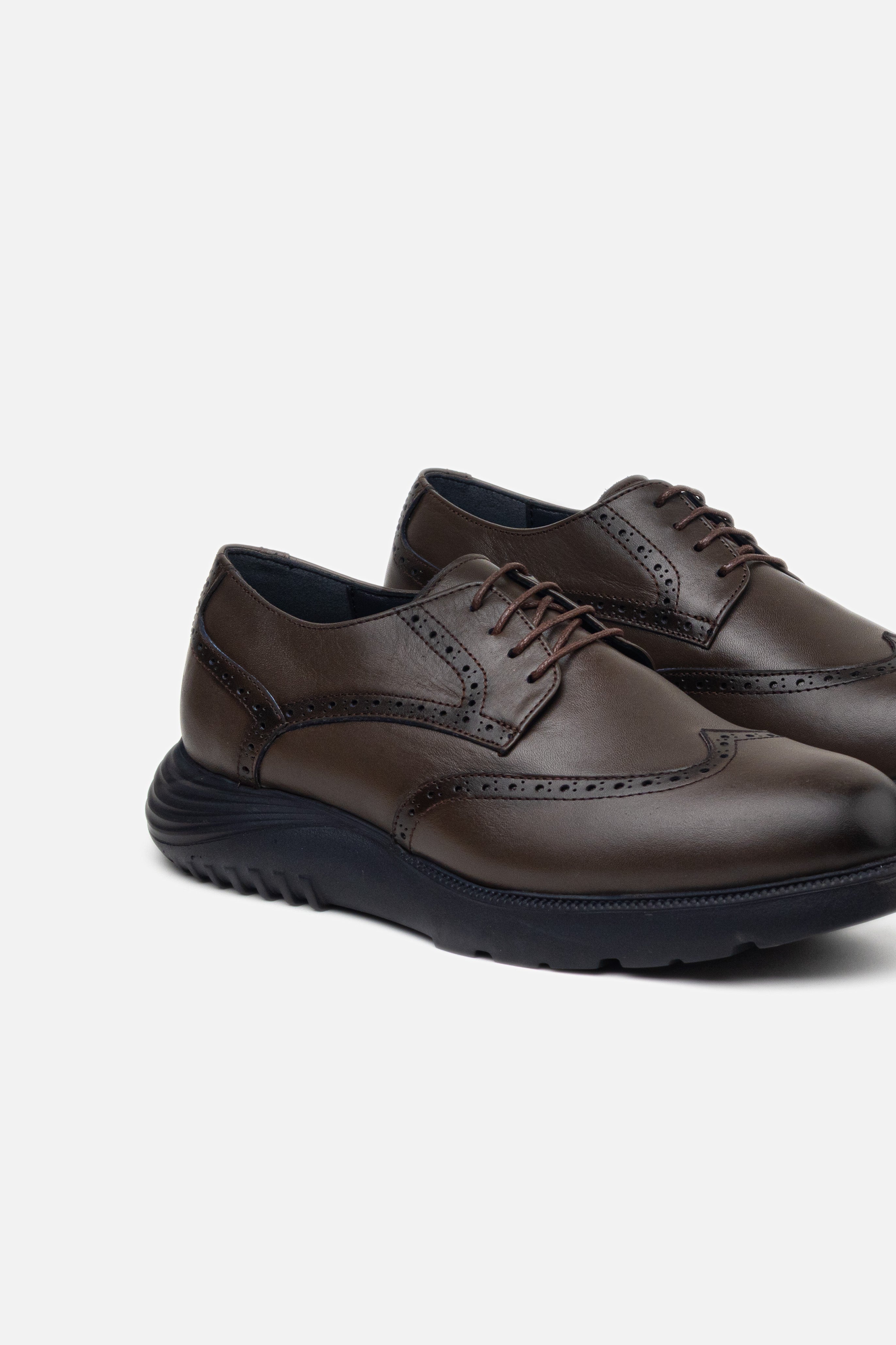 K334 Chaussure en Cuir