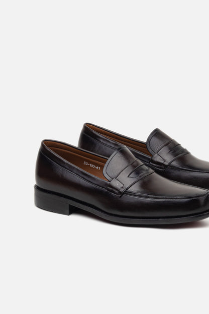 K436 Chaussure en Cuir