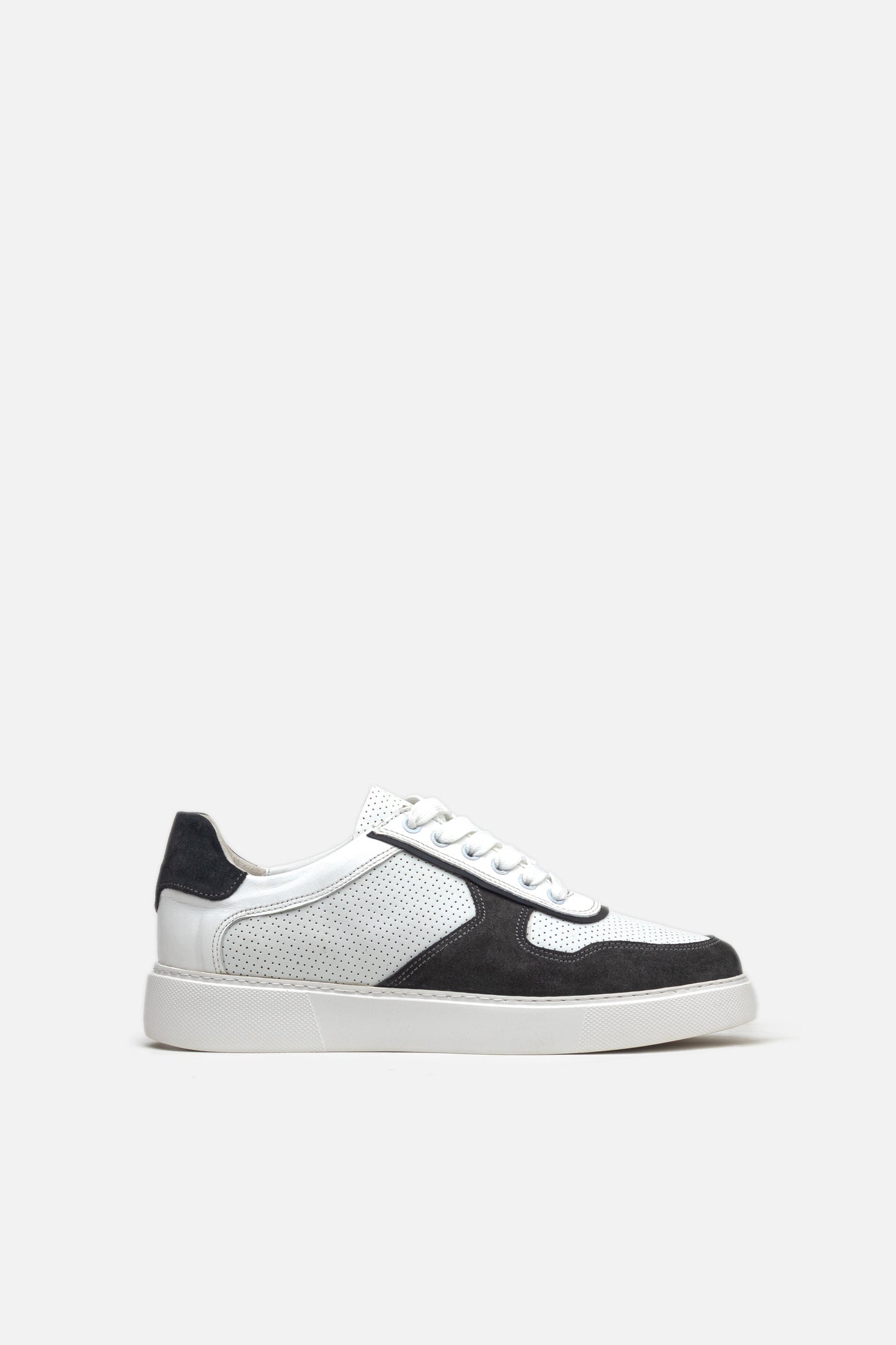 K55 Basket en Cuir