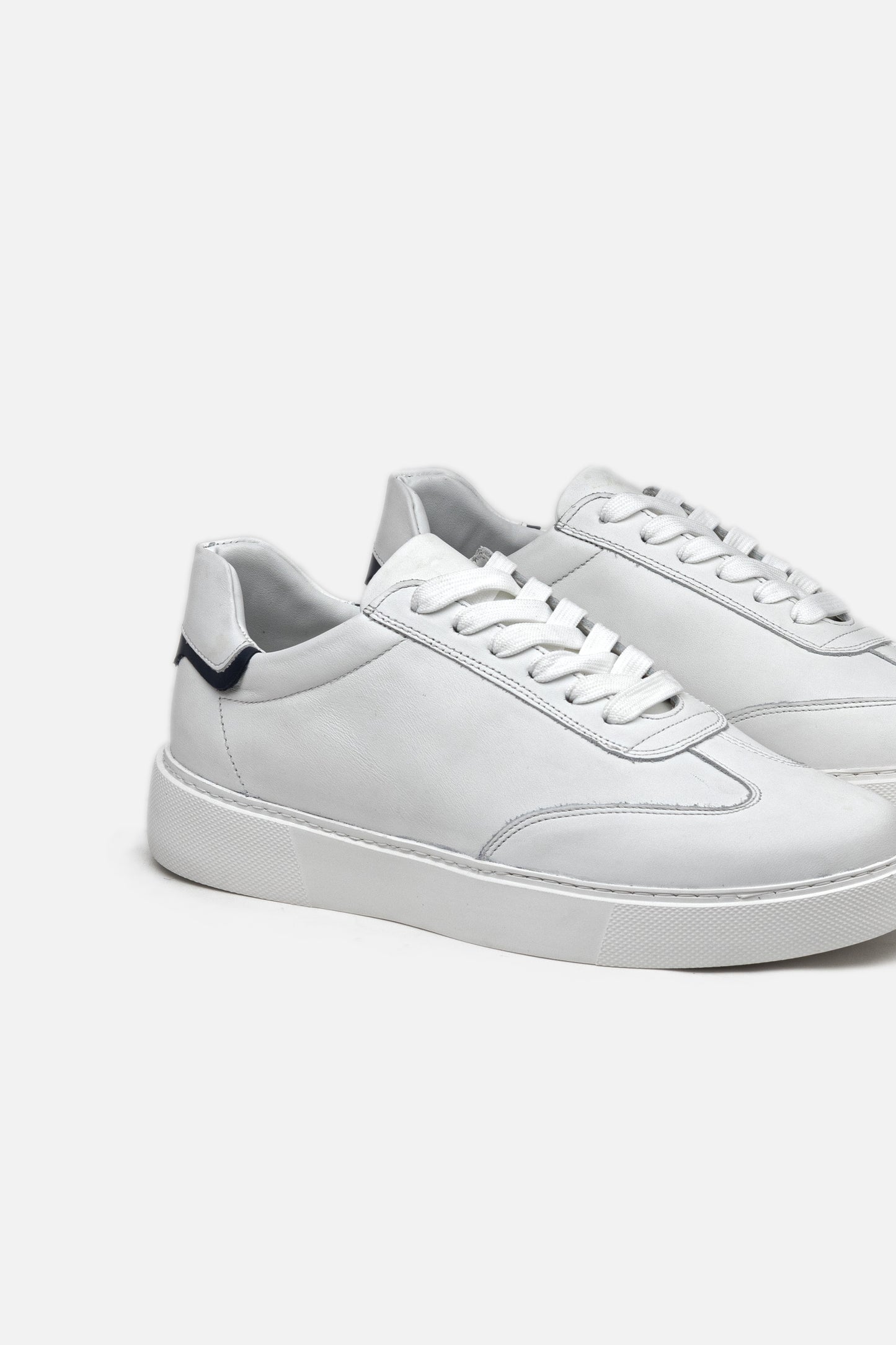 K54 Basket en Cuir