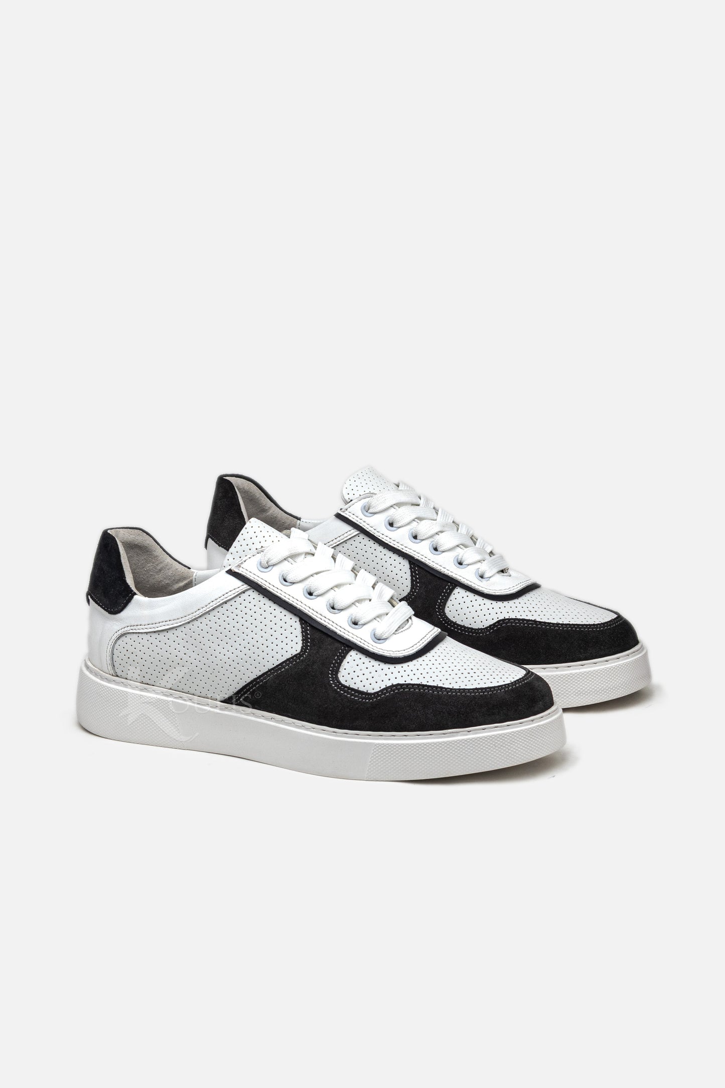 K55 Basket en Cuir