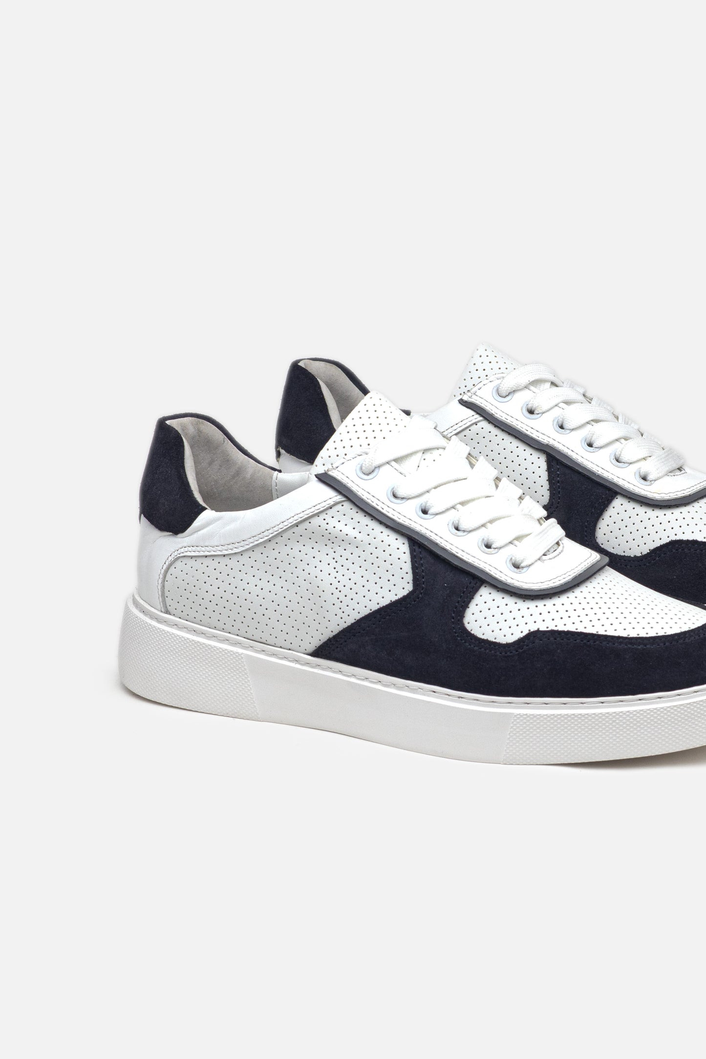 K55 Basket en Cuir