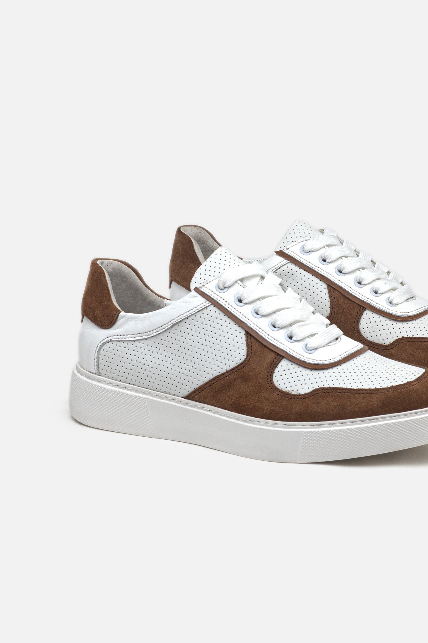 K55 Basket en Cuir