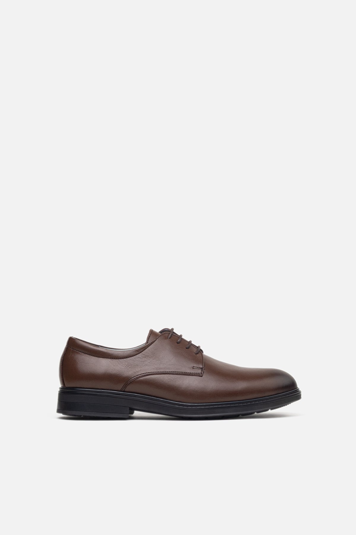 K440 Chaussure en Cuir