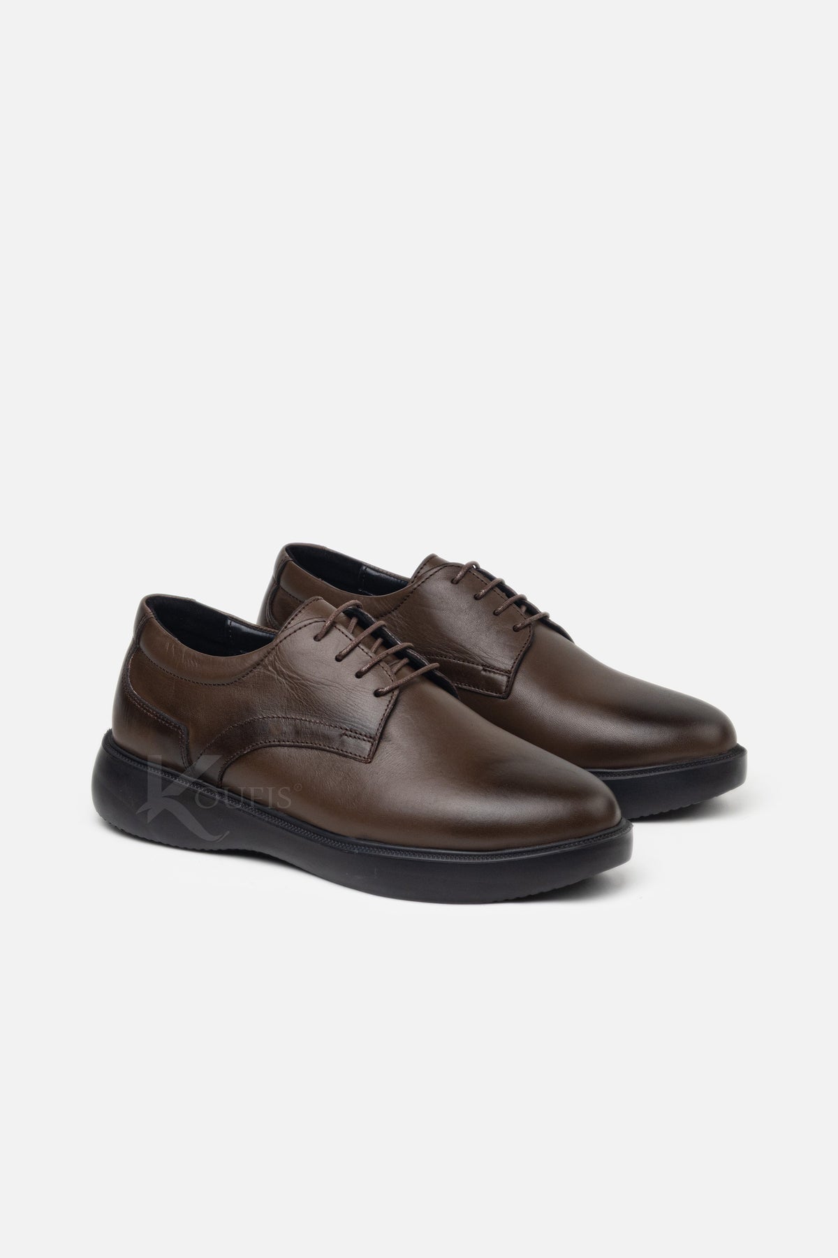 K340 Chaussure en Cuir