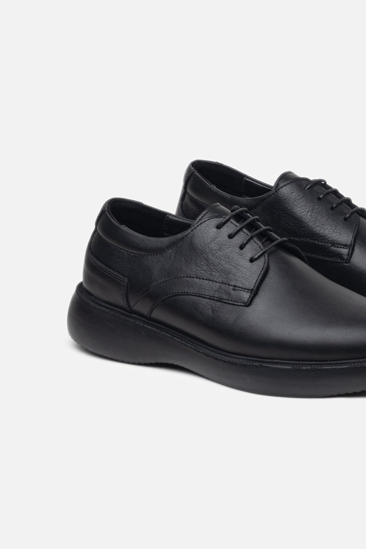 K340 Chaussure en Cuir